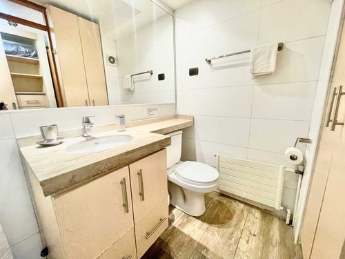 Metro Los Leones / Amplio Depto 1 Dorm. (78934)
