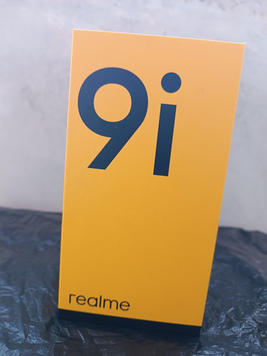 Celular Realme 9i Con Audífonos Inalámbricos 