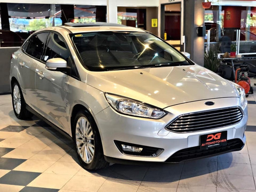 Ford Focus Se Plus 2.0n 2016 75.000km Gris
