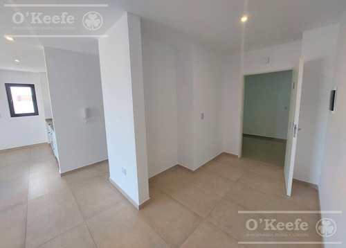 Imagen 3 de 20 de Departamento En Venta A Estrenar 2 Ambientes Con Cochera Incluida Berazategui Centro