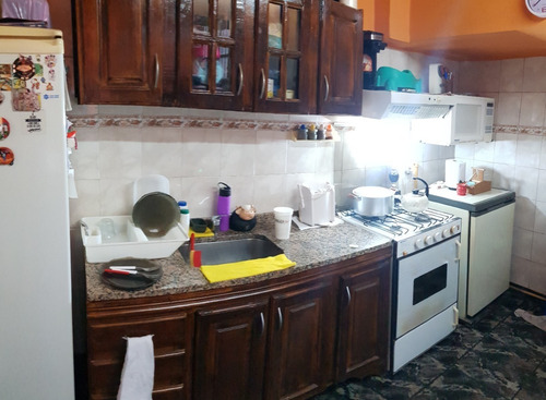 Imagen 8 de 30 de Av. Chorroarin Al 600, Parque Chas. Ph Sin Expensas. Planta Baja. Superficie 100 M2. Completamente Reciclado A Nuevo. 4 Ambientes. 3 Dormitorios. Patio Cubierto. Terraza Grande (espacio Aéreo Propio)