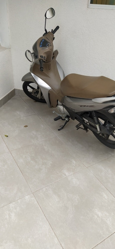 Imagem 3 de 5 de Honda Biz 125 Flex