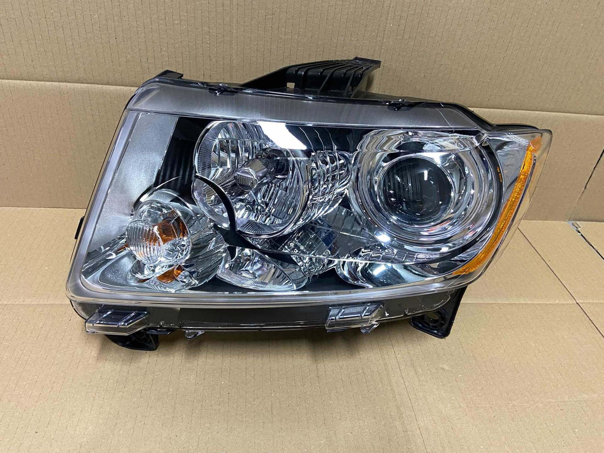 Faro Izquierdo Jeep Grand Cherokee 2010201120122013