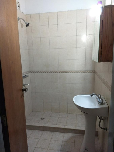 Edificio Comercial En Venta En Gregorio De Laferrere