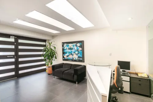 Oficina En Arriendo En Santa Ana Occidental. Cod A22031