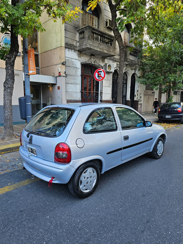 Chevrolet Corsa 1.6 Gl Aa Dh
