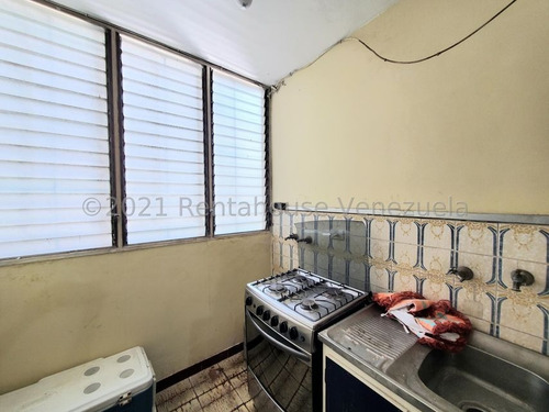 Imagen 2 de 16 de Db Apartamento En Venta En Av Bermudez 22-11184