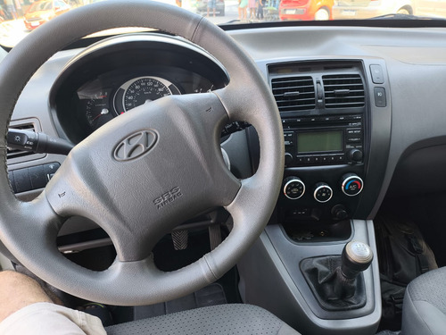 Hyundai Tucson 2.0 Gl 4x2 5p
