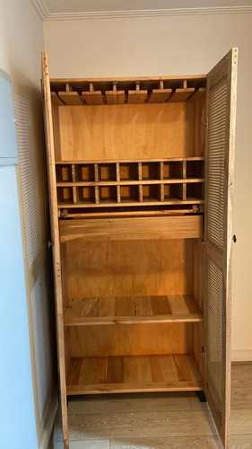Bar Madera Nativa Con Puertas Juncos