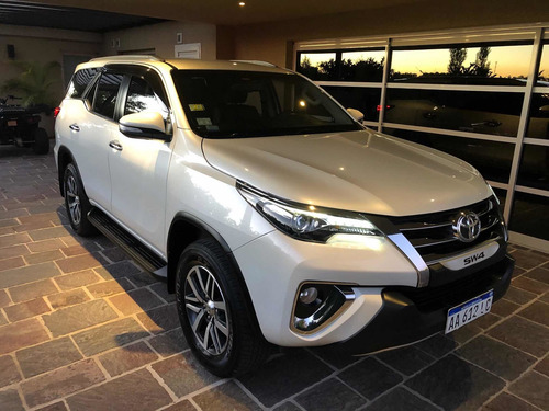 Toyota Sw4 2.8 Srx 177cv 4x4 7as At 2016