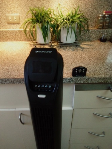 Ventilador Bionaire Bt91r-la013 Torre Vertical Con Pedestal