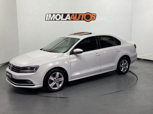 Imagen 3 de 12 de Volkswagen Vento 1.4t Comfortline Dsg Mt 2017-imolaautos