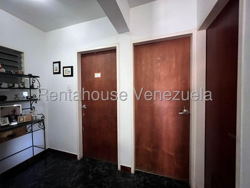 # Venta Hermosa Quinta Duplex Colinas Santa Rosa Barquismeto