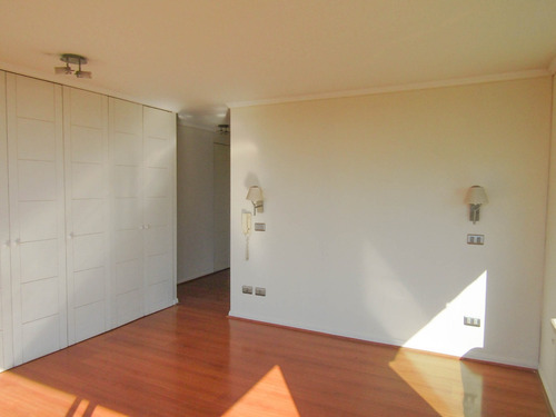 Hermoso Departamento Con Linda Vista Despejada (3d / 2b)
