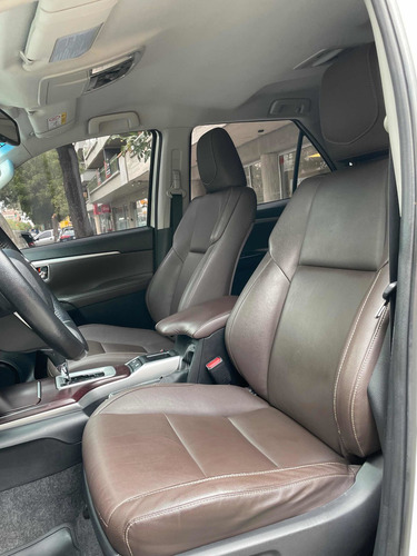 Imagen 14 de 15 de Toyota Sw4 2.8 Srx 177cv 4x4 7as At 2017