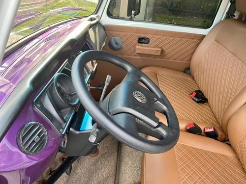 Volkswagen Kombi Furgão 2013