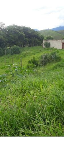 Terreno Em Cruzeiro Sp! Lagoa Dourada 1 Vista Para A Serra!!