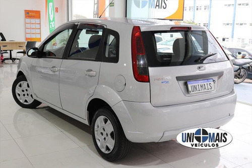 Imagem 5 de 15 de Fiesta 1.0 Rocam Hatch 8v Flex 4p Manual