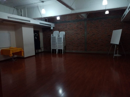 Imagen 8 de 16 de Se Renta Excelente Oficina Acondicionada En Reforma