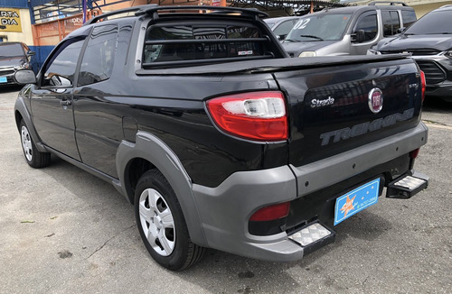 Fiat Strada 1.6 16v Trekking Cab. Dupla Flex 3p
