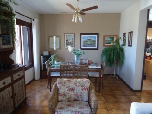 Casa Em Espirito Santo Com 3 Dormitórios - Mi13245
