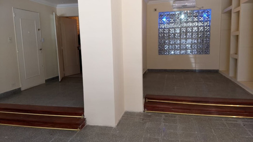 Imagen 6 de 10 de Vende Local ! Oportunidad En Recoleta