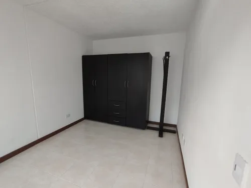 Apartamento En Arriendo En Brisas De Los Álamos. Cod A11696