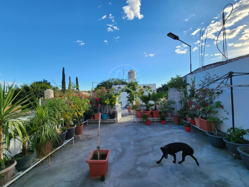Casa En Venta En Col. Gabriel Tepepa Con Departamento Y Roof Garden