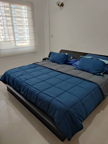 Imagen 11 de 15 de Linda Santos Alquila Townhouse En El Parral, Al Final 4 Avenidas, 212m2. 0414 4150107