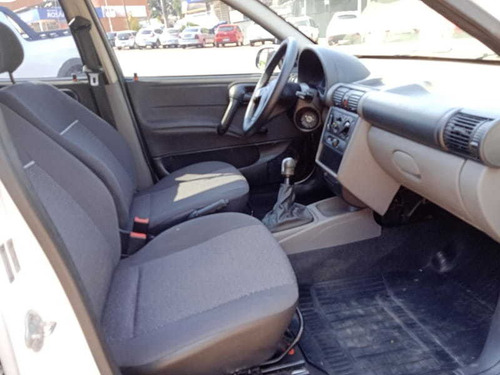 Imagem 7 de 9 de Chevrolet Classic Ls 2014