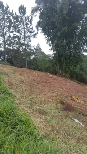 Vende-se Terreno Para Construir De Sítio Ou Chácara