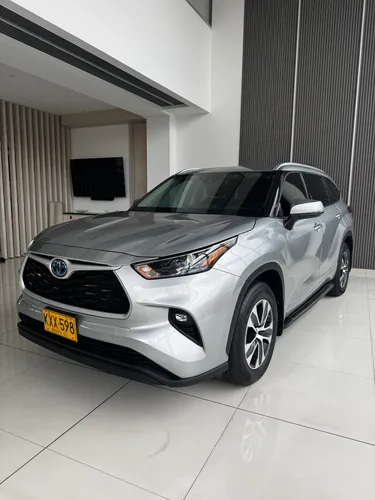 Toyota Highlander Modelo 2022 Xle Hibrida Awd