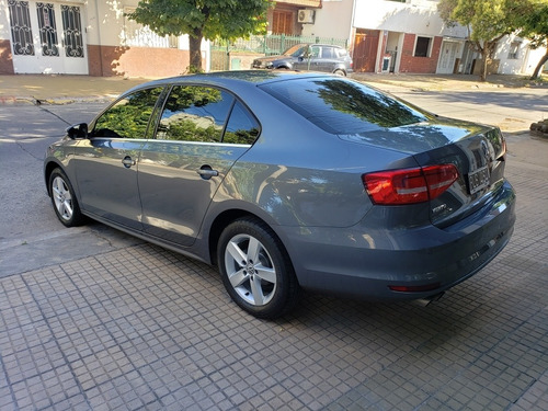 Volkswagen Vento 2.5 Luxury 170cv Tiptronic 2015