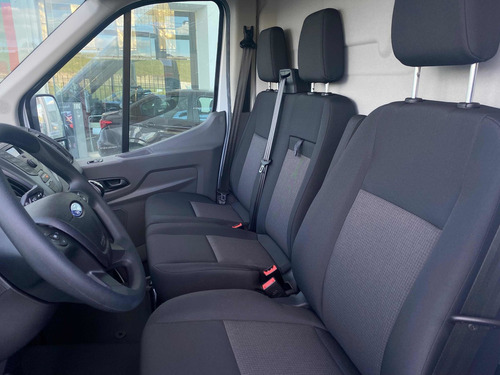 Imagen 8 de 10 de Ford Transit 2021 2.2 Furgon Largo 350l