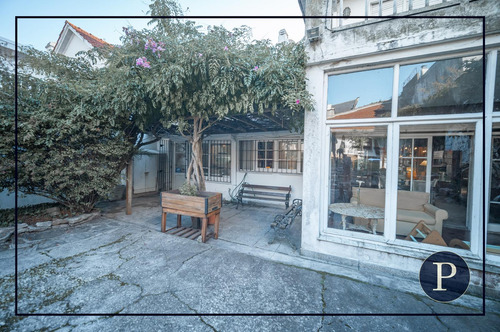 Chalet De Estilo De Barrio Stella Maris