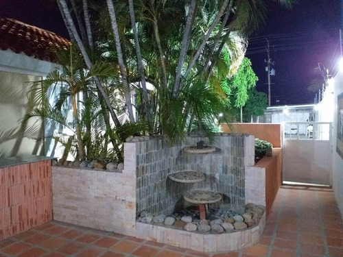 Imagen 11 de 12 de Bella Casa En Venta En Urbanización Sur La Paz #22-16214 04146954944