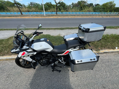 Motocicleta Benelli Trk 502 X Año 2020 Con Los Maleteros