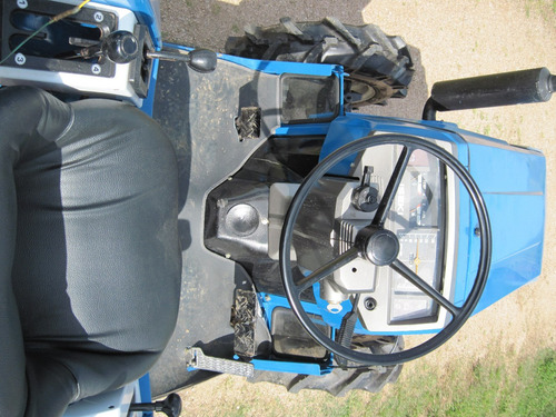 Tractor Iseki Tu240