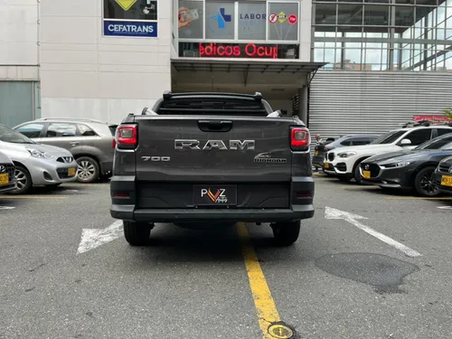 RAM 700 1.4 Big Horn Dc