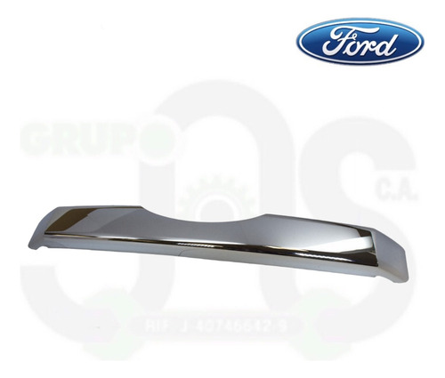 Moldura Central Superior Cromada De Parrilla Ford Super Duty