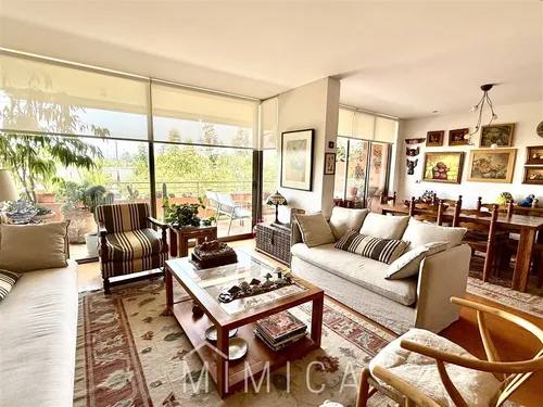 Departamento En Venta De 3 Dorm. En La Reina