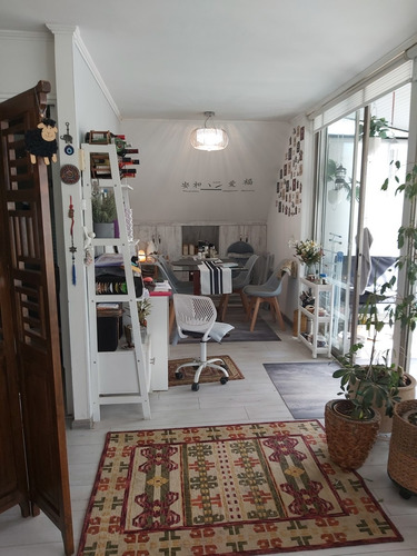 Departamento Cercano Al Barrio Los Castaños,esquina El Aromo