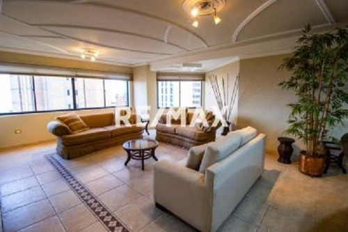 Imagen 1 de 8 de Apartamento En Alquiler Residencias Viviana Maracaibo Marisabel Fernandez 168023