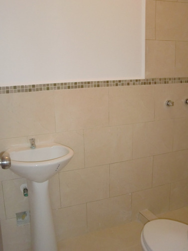 Alto Hatillo Espectacular Vista Pozo De Agua Calle Privada Vigilancia Edificio Nuevo Pisos De Mármol Cocina Ciao Cucine 180mts 4h/4b/ Exclusivo Edificio Nuevo 2 Puestos En Sótano Maletero
