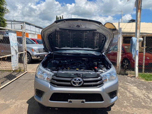 Imagen 12 de 14 de Toyota Hilux 2016 2.7 Cabina Doble Sr Mt
