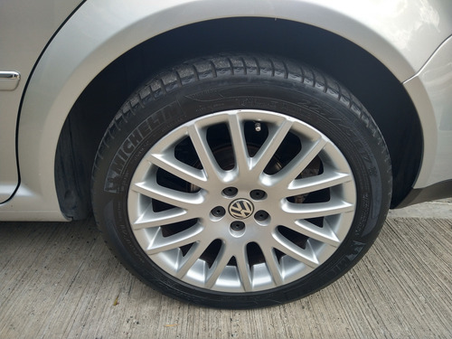 Volkswagen Bora 1.8 T Highline