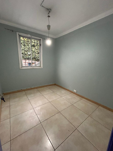 Recoleta / C. J. Maria Caro, Arriendo Casa Amplia, Depto Ind
