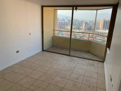 Imagen 19 de 30 de Departamento En Venta, Gran Oportunidad, Las Condes 3 Dorm.