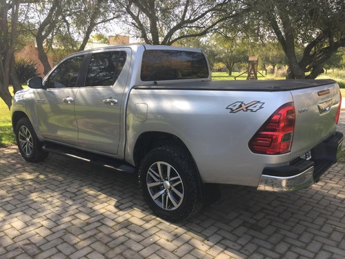 Imagen 7 de 7 de Toyota Hilux 2.8 Cd Srx 177cv 4x4 At