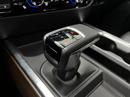 Chevrolet Silverado High Country